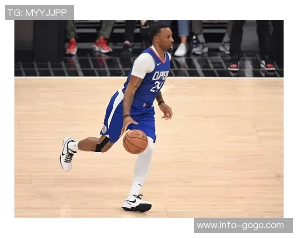 快船对阵鹈鹕比尔缺席前两场状态回暖未在伤病名单中