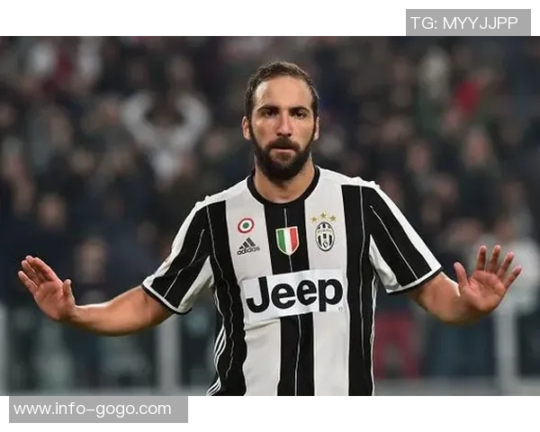 马伦首秀闪耀罗马收获处子球庆祝胜利瞬间分享社媒喜悦